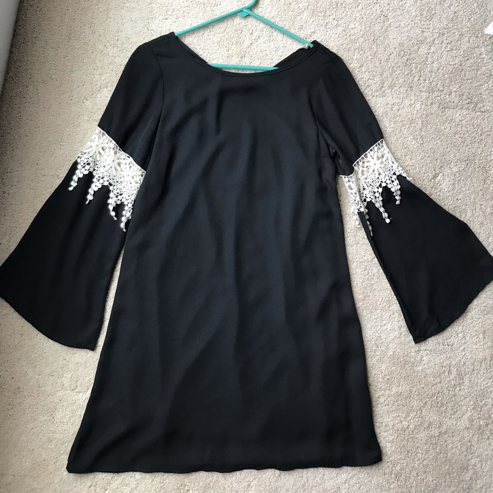 Black long sleeve Alter’d State dress